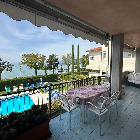 Apartments Rainer - Front Lake Bardolino Bagian luar foto