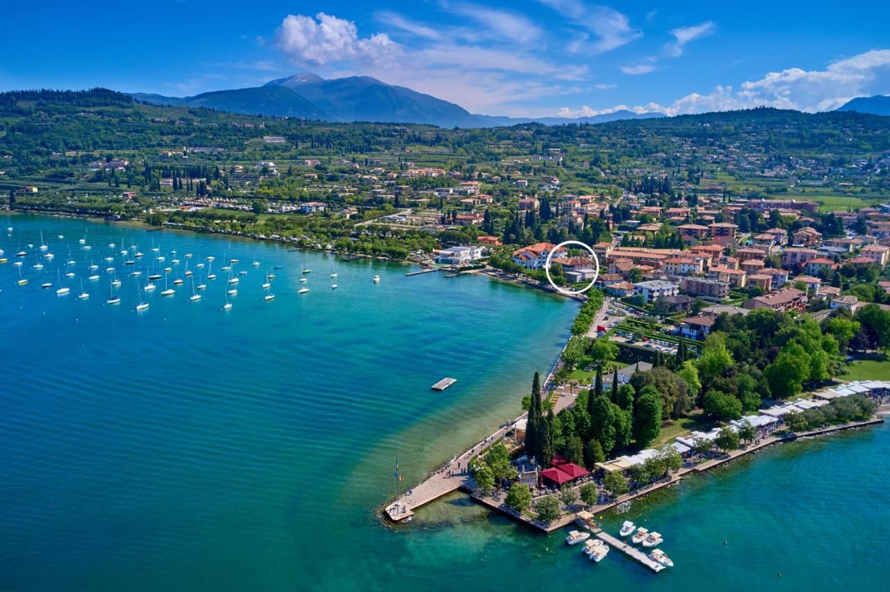 Apartments Rainer - Front Lake Bardolino Bagian luar foto