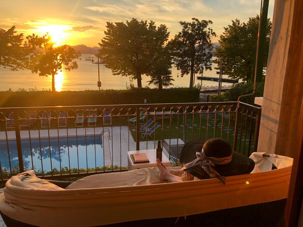 Apartments Rainer - Front Lake Bardolino Bagian luar foto