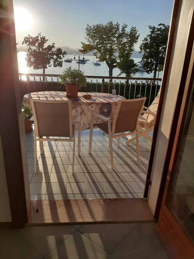 Apartments Rainer - Front Lake Bardolino Bagian luar foto