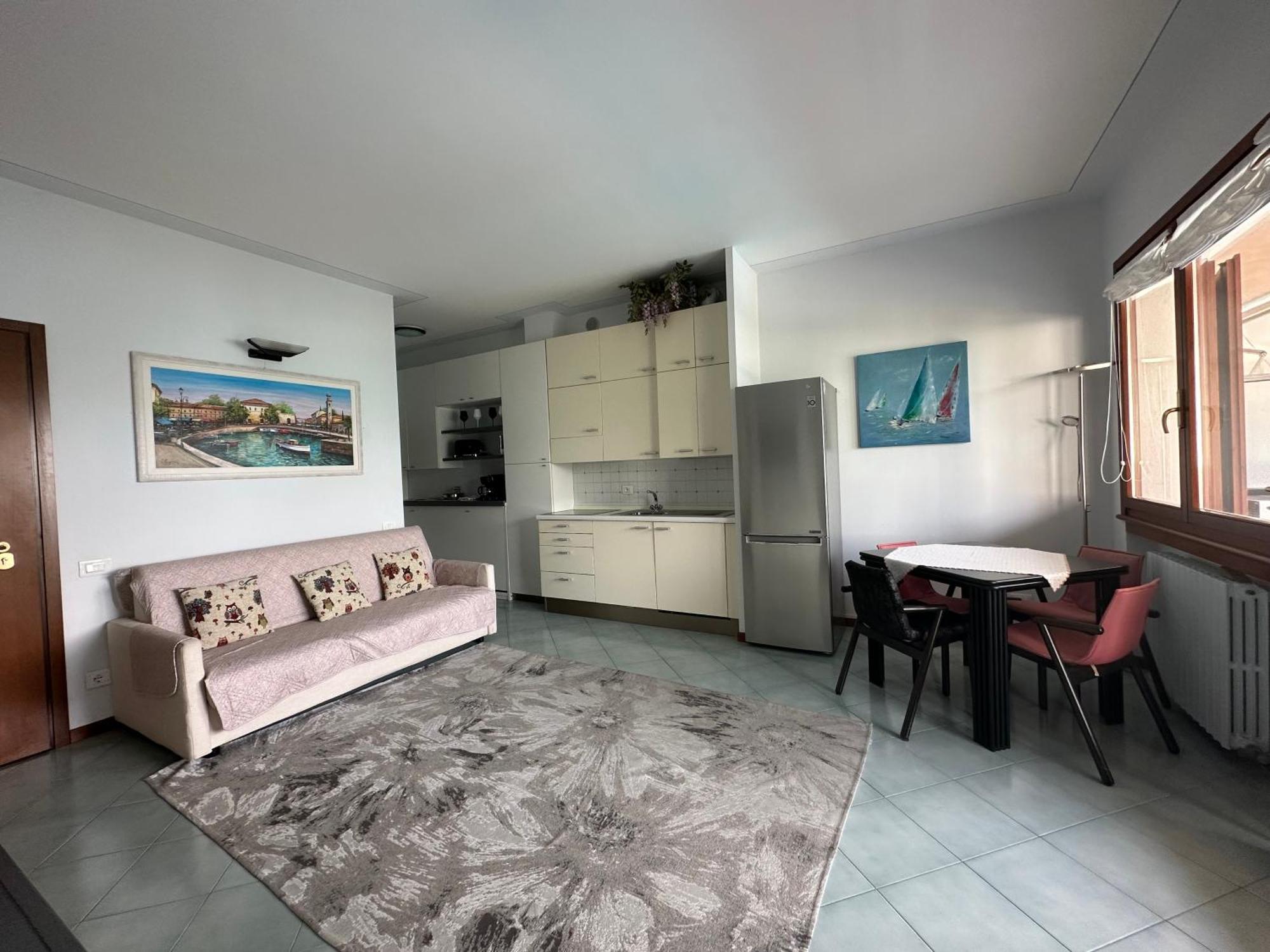 Apartments Rainer - Front Lake Bardolino Bagian luar foto