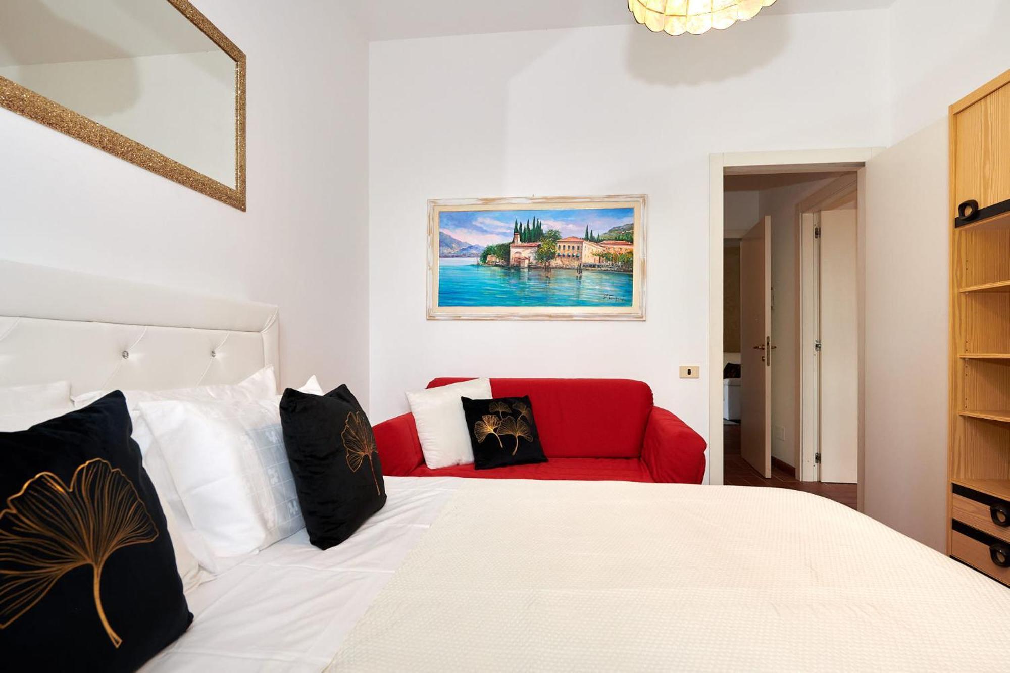 Apartments Rainer - Front Lake Bardolino Bagian luar foto